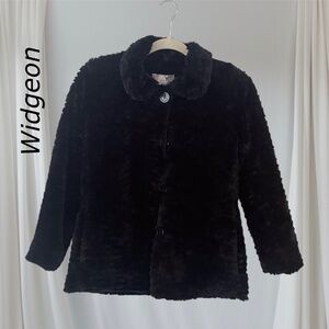 Widgeon Girls Faux fur jacket Size 12
